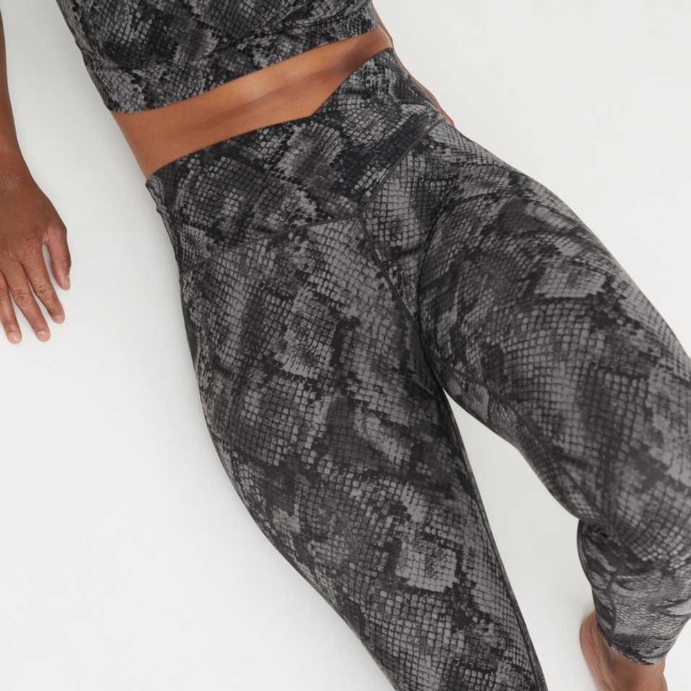 Aerie Crossover Leggings!🤍